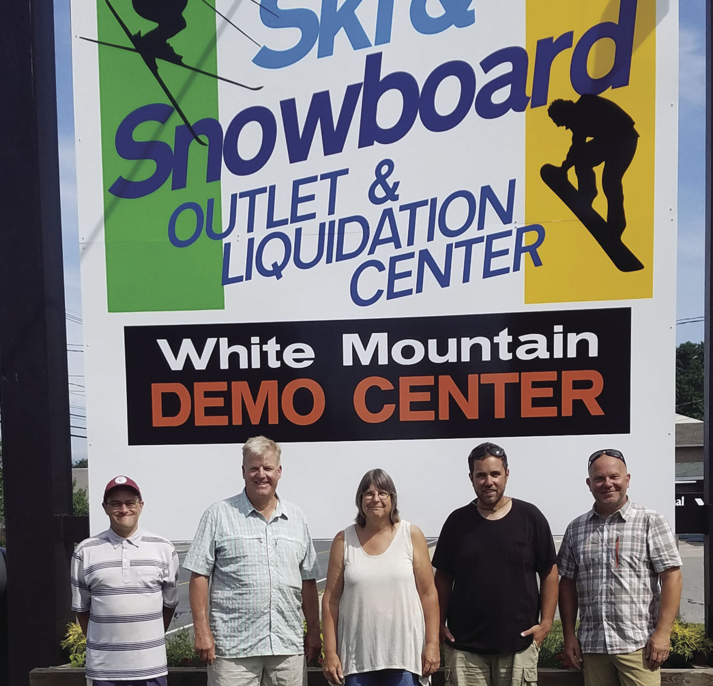 New Ski and Snowboard Outlet opens new shop